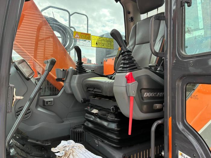 2022 DOOSAN DX140LCR-7 - Image 7