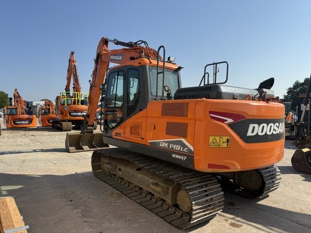2022 DOOSAN / DEVELON DX140LCR-7 - Image 5