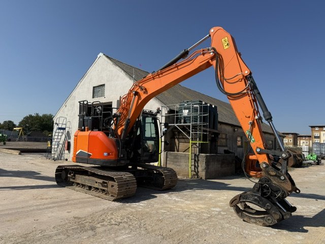 2022 DOOSAN / DEVELON DX140LCR-7
