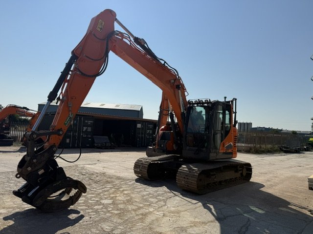 2022 DOOSAN / DEVELON DX140LCR-7 - Image 2