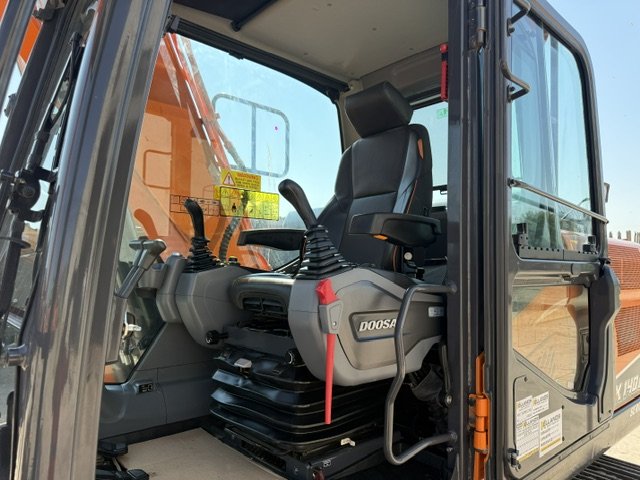 2024 DOOSAN / DEVELON DX140LC-7 - Image 8