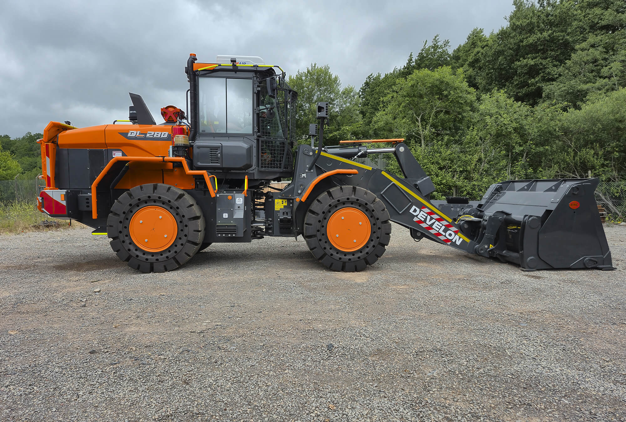 DL280-7 Waste Loader - Image 5
