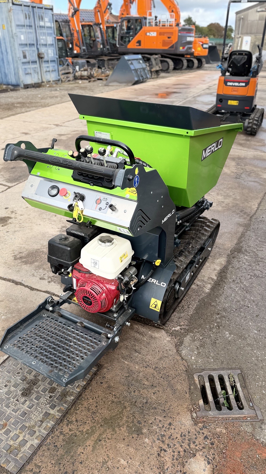 Merlo M700TD Dumper - Ex Show Machine - Image 2