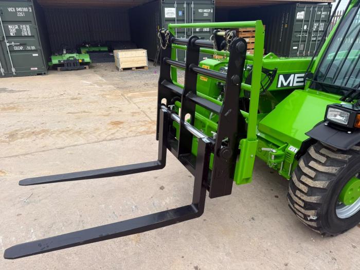 Pallet forks fitted to the new Merlo P27.6 telehandler